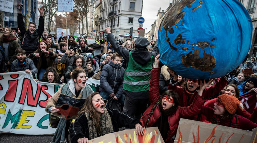 Climat : 1,5 million de soutiens à un recours contre l'Etat français, un record