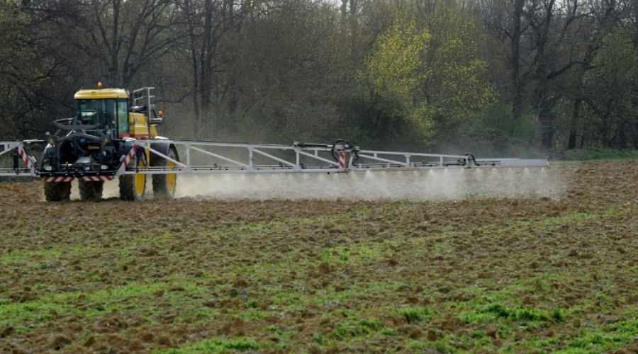 Pesticides dans l'eau : UFC Que choisir veut faire payer les agriculteurs