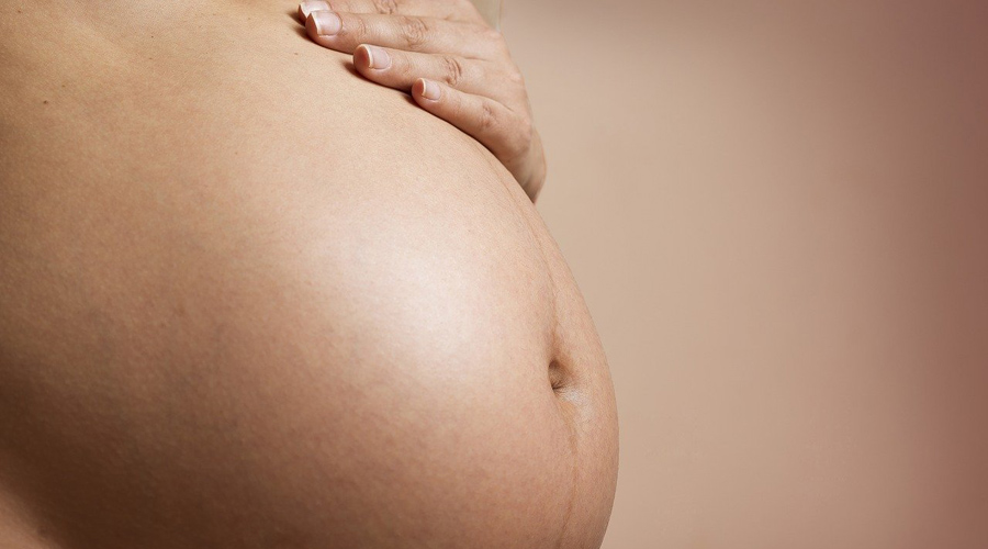 ventre femme enceinte